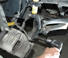 DIY Shock & Strut Installation - Extreme How To